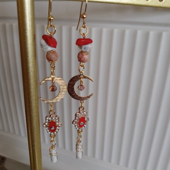Eye-Catching Rhinestone Hamsa Hand and Evil Eye Earrings - Picture 1 of 11